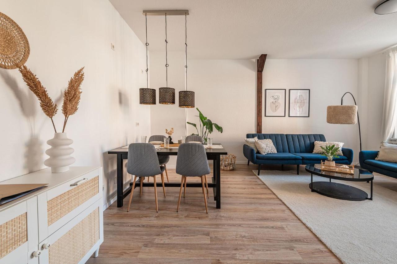 ורניגרוד Exklusives Innenstadt Apartment - Parken - Smart-Tv - Kaffeevollautomat מראה חיצוני תמונה
