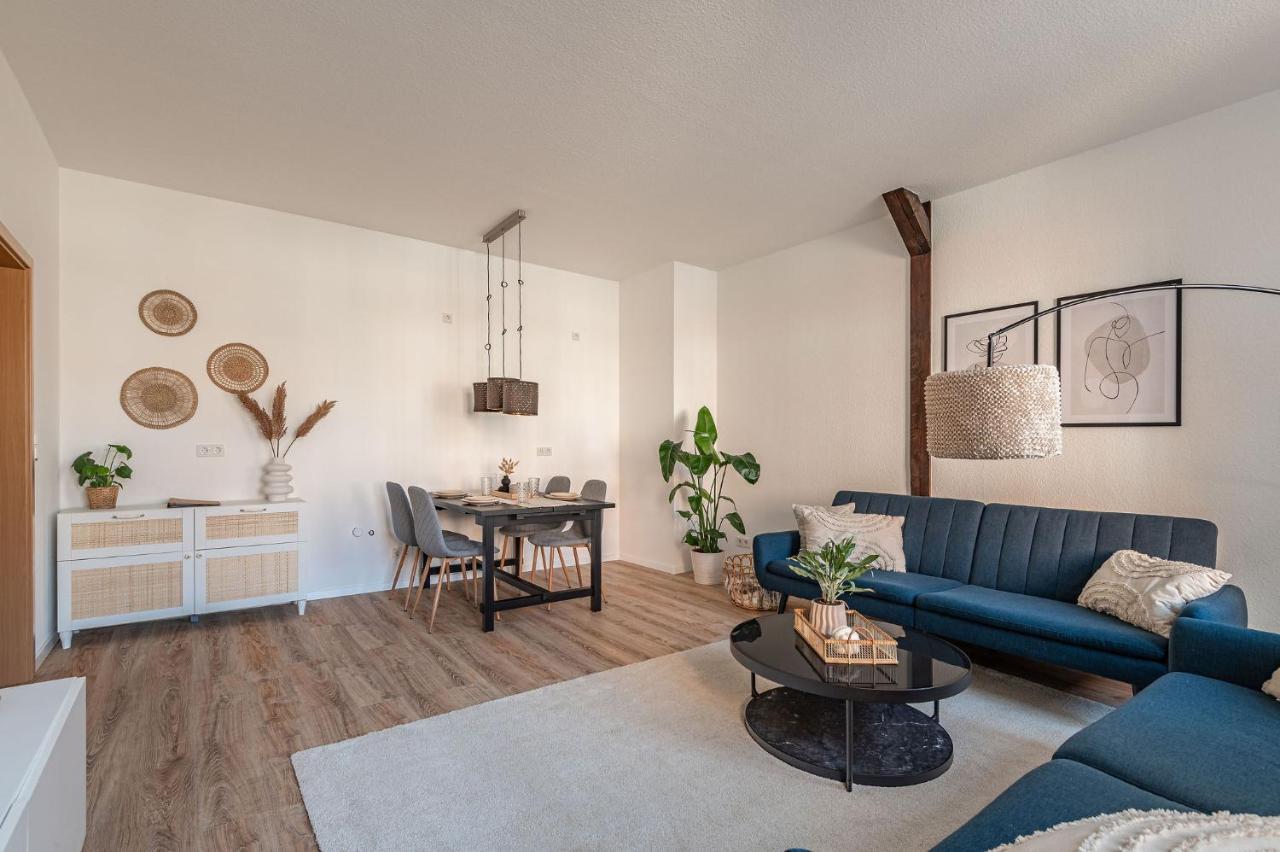 ורניגרוד Exklusives Innenstadt Apartment - Parken - Smart-Tv - Kaffeevollautomat מראה חיצוני תמונה